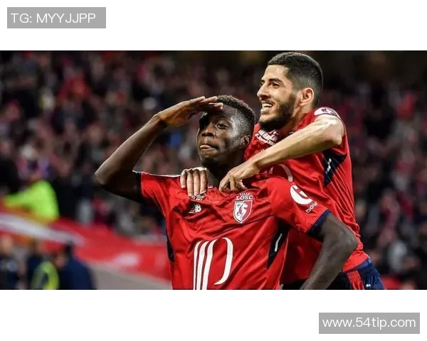 奥林匹亚科斯在欧洲篮球联赛中勇夺冠军展现强大实力与团队精神